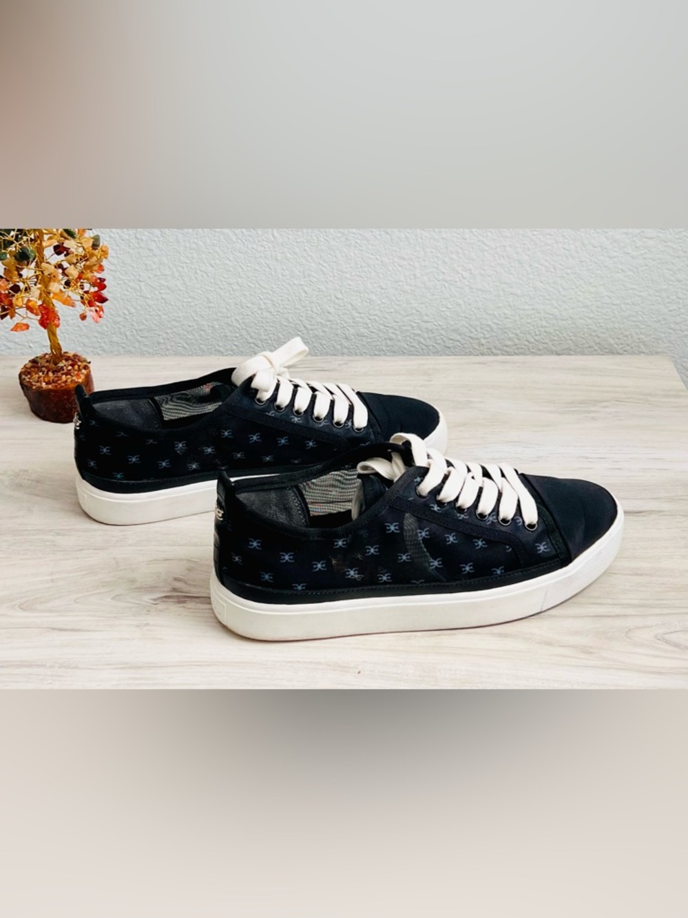 Sam Edelman Black Monogram Lace-Up Sneakers Platform Sole Size 8